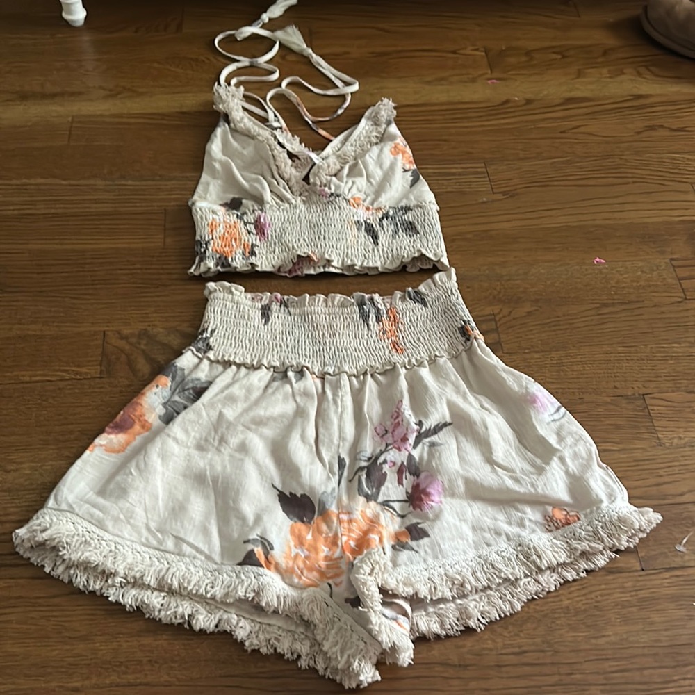Top and short set